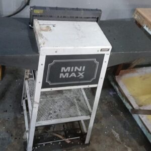 Maquina de furar espiral e wireo Minimax  Acompanha 3 pentes:  1 de espiral e dois de Wereo  🛑Os pentes de Wereo estão faltando alguns dentes