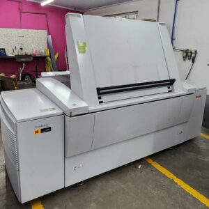CTP Trendsetter 800 com alimentador automático. Ano de fabricação: 2003, comprado da Kodak em 10/2018 totalmente revisado com laser novo e todo recertificado. Tenho documentos que comprovam. 22 chapas F1 / hora Laser com 1796h de uso.