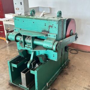 Corte vinco formato 60x80cm maquina muito robusta e pesada.