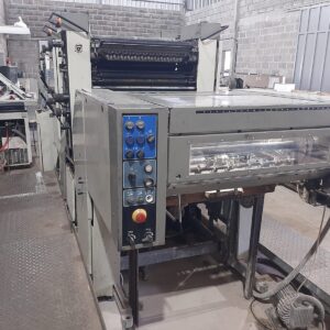 Adast 725 CP ano 1995 pilha alta, molha aquacel original da Adast, com geladeira. Formato 48x66