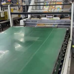Acopladeira automática YL 1410 ano 2006, com servo motor. Formato 1200x1200