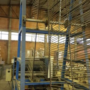 Porco Espinho, com 100 cm de Boca, Marca Cybelly, Ano 2004, Semi-automatica.