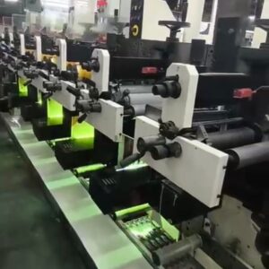 Maquina Flexo Nilpeter Modelo FA 2400 Largura 10" 01 Desbobinador 01 Tratamento Corona 01 Mesa de Emenda 07 Unidades de Impressão 07 UVs 03 Unidades Meio-Corte 01 Rebobinador Esqueleto 01 Unidade de Meio-Corte Plano 01 Sistema de Corte Longitudinal 01 Rebobinador Bobinas Impressas 10 Anilox 08 Cilindros Magnéticos (71-72-76-79-80-82-100-104Z) 12 Jogos Porta Clichê (50-52-57-60-65-67-74-76-80-91-96-104.