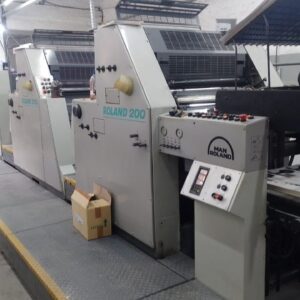 Roland 200 -4 ano 1995 com RCI 2, alcolor original.   Informações 27-99912-7572 Luciano Carvalho/ Lumacc  Acesse nossas redes sociais e fique por dentro de vários equipamentos disponíveis para venda em todo Brasil 🇧🇷  Instagram @lumaccmaquinas  www.lumacc.com.br