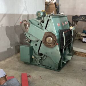 Corte e Vinco Feva Formato 1.00x1.40 Máquina revisada,pegar e trabalhar Estudo troca em chinesa ou Feva 70 x 100