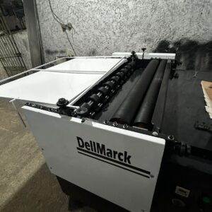 Acopladeira manual Dellmarck 1200mm, contador, bomba de cola, inversor de frequência.  Toda reformada!