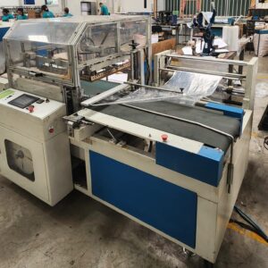 EMBALADORA AUTOMÁTICA SHRINK  Produtividade: 1500 a 1800 SELAGEM/hora. Dimensões do equipamento C x L x A: 2100 x 1000 x 1450 mm Energia: 220V Consumo: 2.0 kW  CARACTERÍSTICAS DE PRODUTO A SER EMBALADO Comprimento: 30 a 500 mm Largura: 60 a 400 mm Altura: 5 a 250 mm  ESPECIFICAÇÃO FORNO Energia: Trifásico 380V Consumo: 12kw Dimensão do Forno C x L x A: 1850 x 665 x 1500 mm Velocidade: até 8 metros p/min.