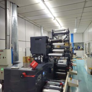 Impressora Flexo Nilpeter FB 270mm 8 cores ano 2024  Faz hotstamp , laminação e preparada para rodar Slif.