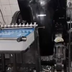 HEIDELBERG LEQUE GT Impressora Tipográfica Heidelberg Leque, Modelo GT, Formato 1/4.Tamanho Máximo Papel: 340x460 mm. Tamanho Mínimo Papel: 85x120 mm. Área de impressão: 320x450 mm.