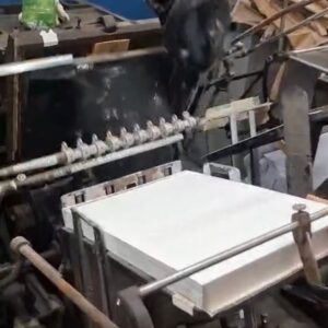 TIPOGRAFICA HEIDELBERG GT Impressora Tipográfica Heidelberg Leque, Modelo GT, Formato 1/4.Tamanho Máximo Papel: 340x460 mm. Tamanho Mínimo Papel: 85x120 mm. Área de impressão: 320x450 mm.