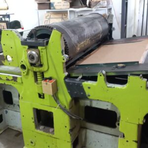 Corte e Vinco Jornaleira 1380x980 - chapa do contra pressão novo - Maquina rodando na Cartonagem - Boa pra cortar papelão