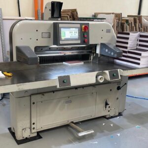 Guilhotina Polar 82 ST  ✅Programação de corte ✅2 lâminas boas ✅Fotocélula