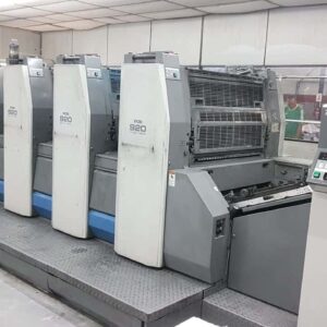 Ryobi 924 - Ano 2011 - 4 cores - Formato 64 x 92 cm, equipada com PCS G console, CIP 3, SPECTRO PDS E, SAPC – troca de chapas semi-automática, molha Ryobimatic com geladeira Technotrans, lavadores automáticos, saida alta.