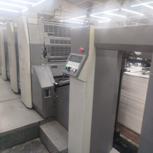 Ryobi 924 - Ano 2011 - 4 cores - Formato 64 x 92 cm, equipada com PCS G console, CIP 3, SPECTRO PDS E, SAPC – troca de chapas semi-automática, molha Ryobimatic com geladeira Technotrans, lavadores automáticos, saida alta.