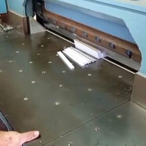 Guilhotina wohlenberg 92cm colchão de ar, fotocélula, programação.