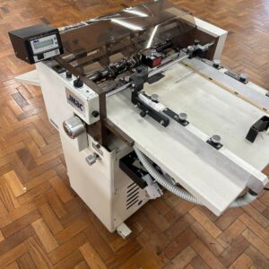 Serrilhadeira automática Jmac alimentação a ar.