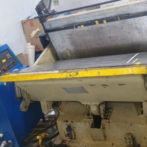 Corte e vinco chinesa formato 1200x820mm ano 2013  Localização- Sp