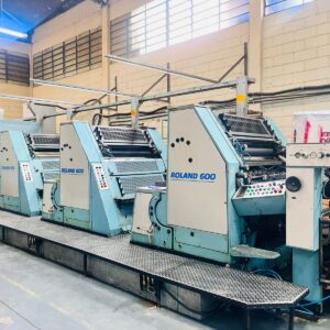 Roland 600 5 cores + verniz  Obs. 5° bateria precisa de rolo e o verniz precisa de reparos.