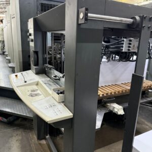 Heidelberg Sm 102 8P ano 2004 saída S, Autoplate 530 milhões de giros Refrigeração de rolaria Lavadores contra e Blanqueta Preset básico entrada e saída CP 2000 Em perfeito estado Todas revisões sempre feitas.