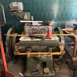 Corte vinco 66x50  Obs. Tem q arrumar o pé dela que está quebrado.