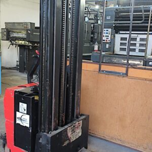 Empilhadeira elétrica 1500Kg Interior de São Paulo.