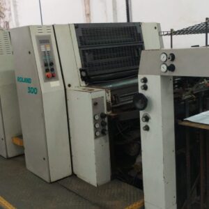 Roland 300-4 ano 1995 pilha alta, reversão, RCI Tem que revisar a parte elétrica, eletrônico cobrou 30.000 Parte mecânica está ok