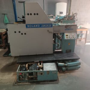 Roland 200-2 ,Ano 87  Se Prescizar de alguma parte parcelado a combinar ok Toda revisada mecânica e eletrônica e compressor revisado e 1 rolaria nova e a outra mais de 70%.