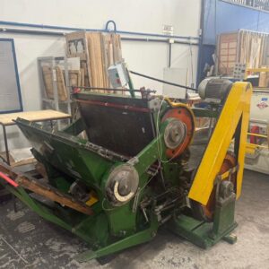 Corte vinco Feva 70x100 pedal, lubrificação automática.