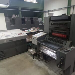 Heidelberg SM 52 4 cores ano 1996, autoplate.  Máquina completa, álcoolor original,tinteiros eletrônico,mesa de controle operacional,Registro circunferencial lateral diagonal no painel, máquina impecável.