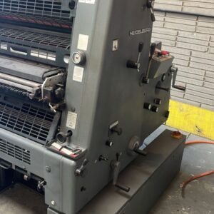 Heidelberg GTO 52 monocolor com painel e sistema de numeração.