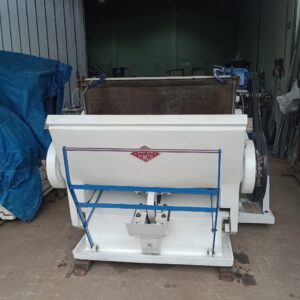 Corte vinco Feva 80x120cm  ✅Embuchamentos novos ✅Freio novo ✅Pintura nova ✅Inversor de frequência ✅Resistor de frenagem ✅Rama de ajuste rápido