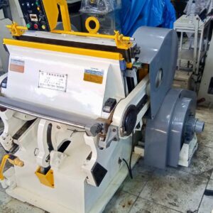 Corte e Vinco ML 930  * Ano de fabricação: 2018 * ⁠Formato: 670 x 930mm * ⁠Fricção magnética nova * ⁠Sistema bate e para * ⁠Rama fixa * ⁠Contador de folhas * ⁠Sistema de lubrificação