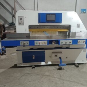 Guilhotina Guarani 120cm ( reformada )  ✅Programação de corte ✅Fotocélulas ✅Colchão de ar ✅Faca nova e uma usada reserva